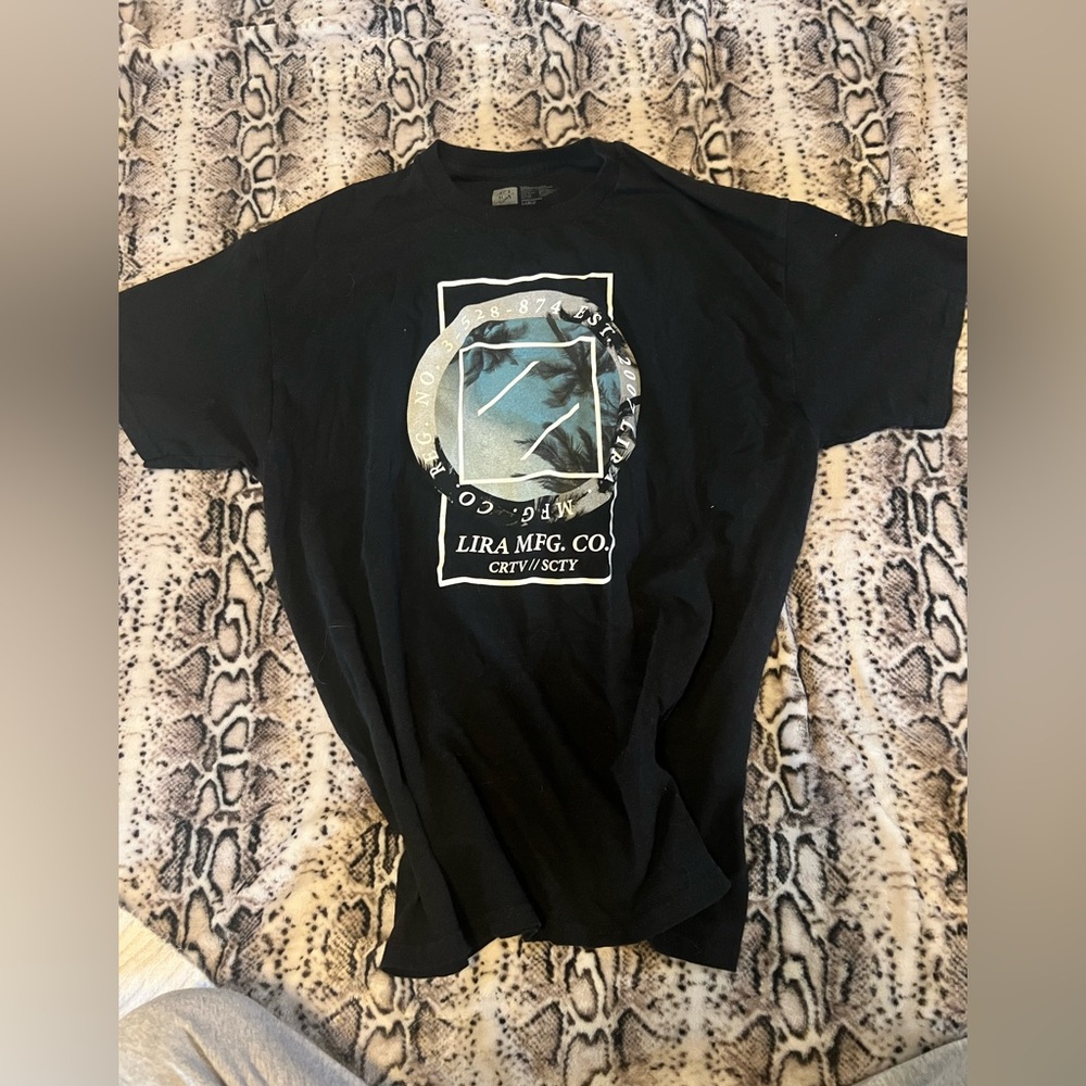 Mens tee